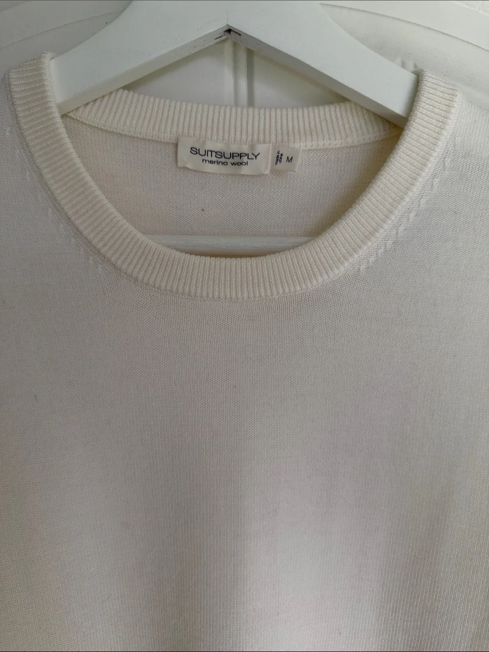 Suitsupply 100% merino Woll Crewneck Sweater in Cream